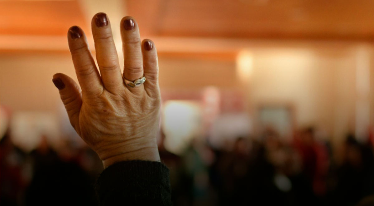 Urbanismo Social a través de sus proyectos ha demostrado la importancia de poner a las personas en el centro. Conocimos a Rosa Carreño, una de las beneficiarias del conjunto habitacional «Maturana 1203», y hablamos sobre participación ciudadana con Pía Monardes, directora social de Urbanismo Social.