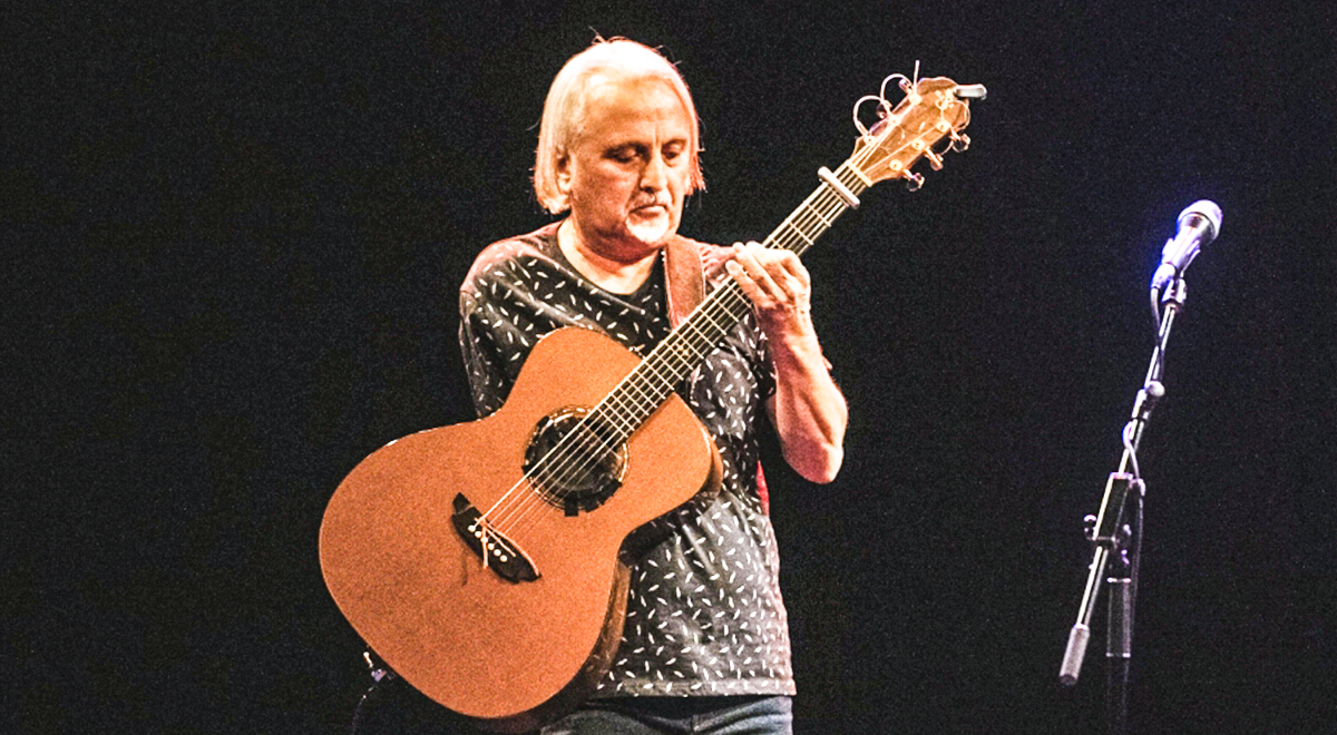  En un verdadero ejemplo de superación, Andrés desarrolló una técnica para tocar la guitarra con una sola mano y creó una fundación para potenciar talentos jóvenes en sectores vulnerables.