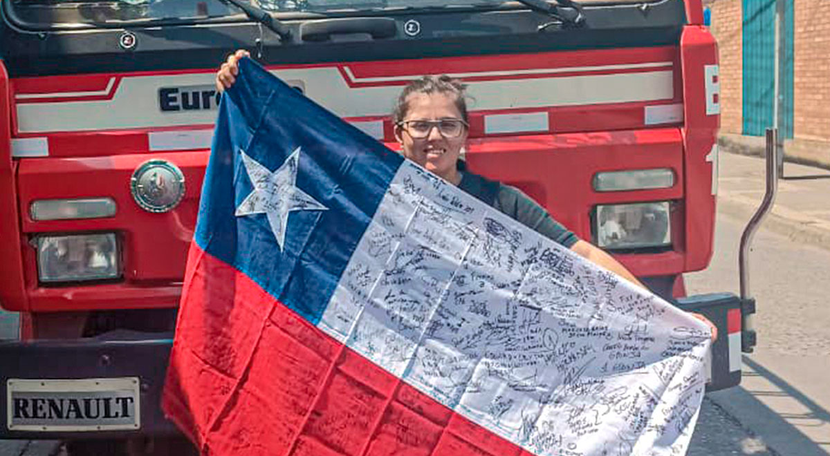  Esta bombera de la Cuarta Compañía de Nacimiento estuvo 12 días combatiendo las llamas en un sector donde 3 personas perdieron la vida y más de la mitad del terreno fue destruido.