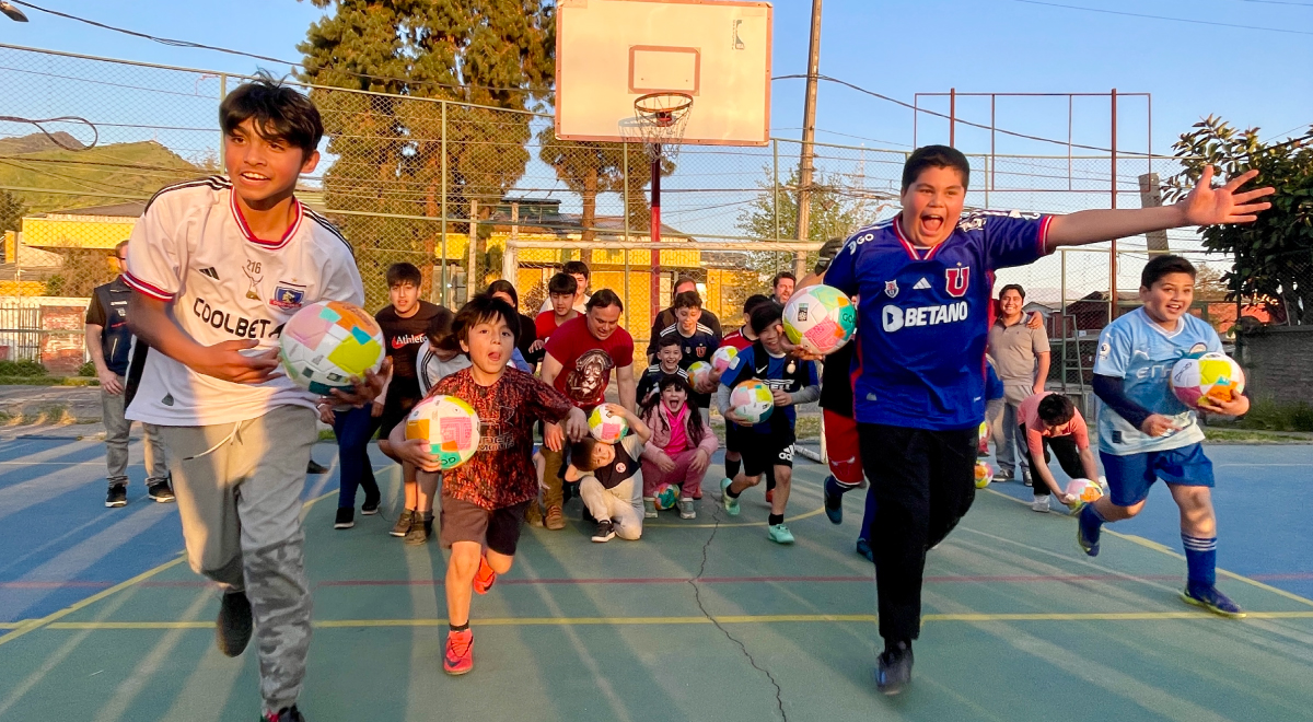  La empresa Imperial y Fundación Junto al Barrio se unieron para implementar las Escuelas Deportivas, proyecto que busca estimular el desarrollo deportivo y psicosocial e impactar positivamente la vida de […]