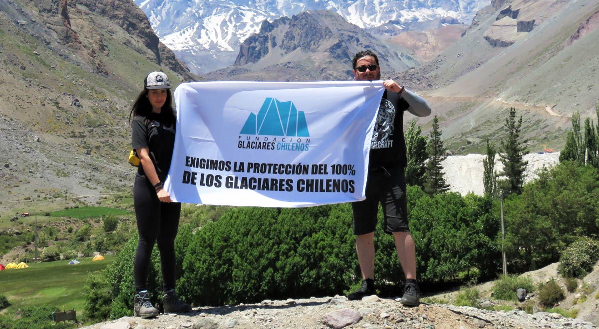  La fundación Glaciares Chilenos se dedica a la educación, divulgación e incentivo a políticas públicas para la conservación estos ecosistemas, muchos de los cuales están fuera de áreas protegidas. 